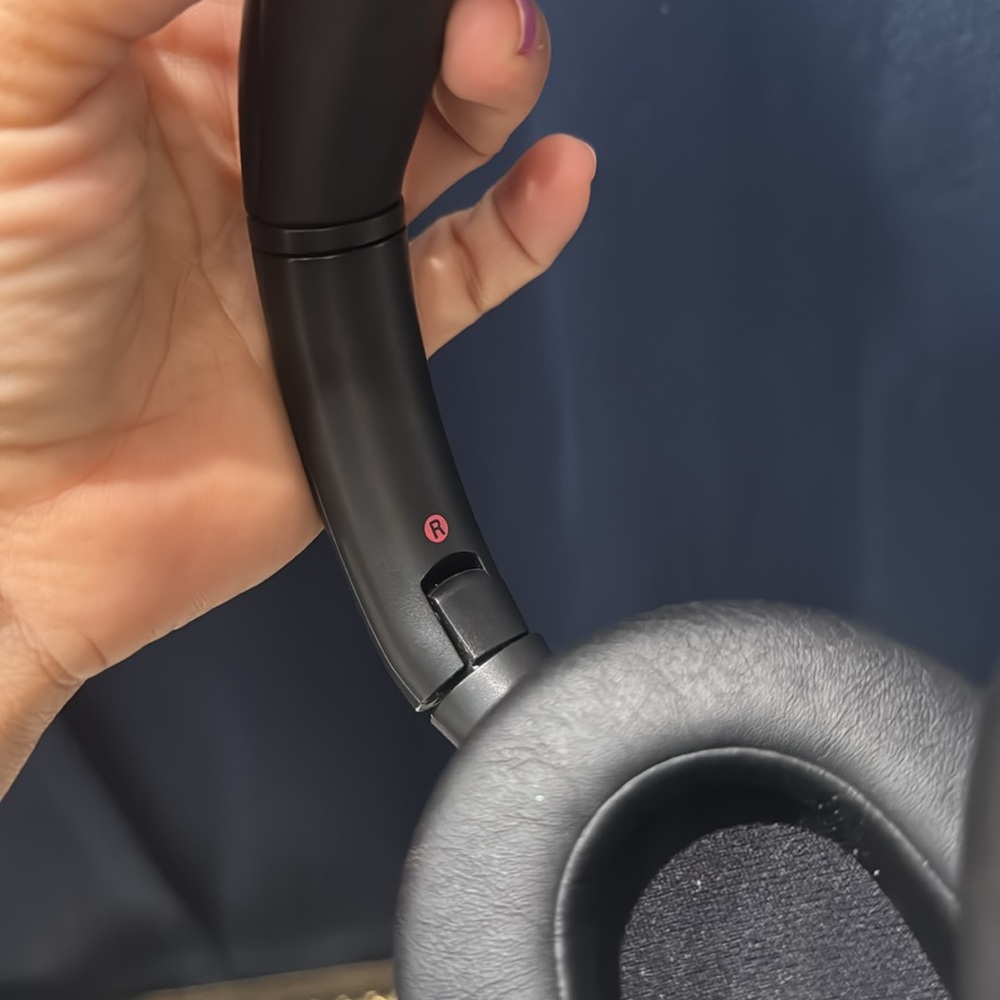 🖤Sony ULT WEAR Noise Canceling Wireless Headphones ONLY - Picture 11 of 17